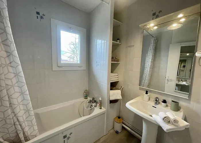 Le Smash - Terasse - Parking Apartman